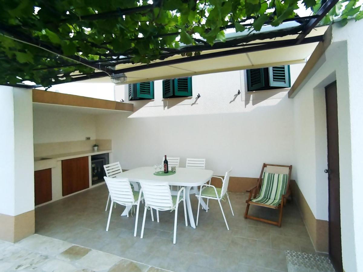 Holiday Home Adriana Ražanj Exteriér fotografie